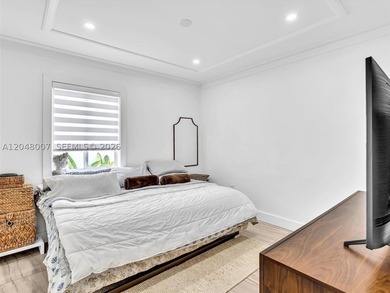 Exceptional opportunity to own a versatile and well-maintained - photo 22