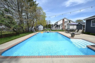 This Stately and spacious 4/5 bedroom Colonial is set on a - photo 23