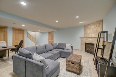 Welcome home to the highly sought-after Liberty Neighborhood - photo 25