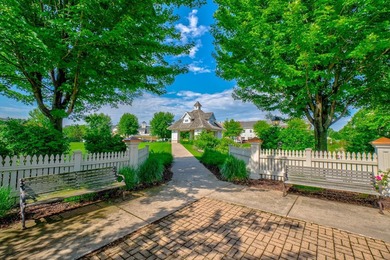 Welcome home to the highly sought-after Liberty Neighborhood - photo 39