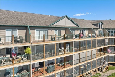 Welcome to Lake Living at Cedar Glen Condos, where adventure & - photo 41