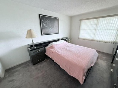 Welcome to this charming two-bedroom, one-and-a-half-bath - photo 13
