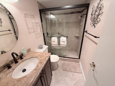 Welcome to this charming two-bedroom, one-and-a-half-bath - photo 15