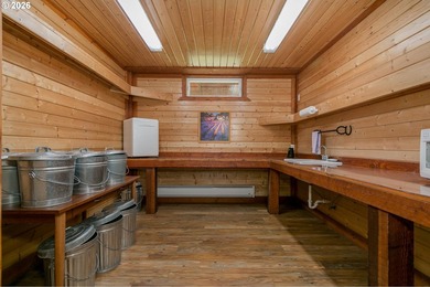 The Lofts at Chateau Camille is a 111+/- acre equestrian and - photo 21