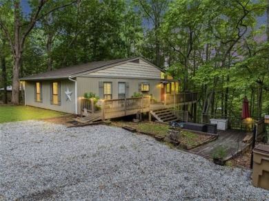 Lake Lanier Home For Sale in Gainesville Georgia