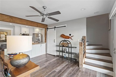 This is it! Welcome to your effortless, fully furnished Lake - photo 4