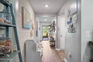 This immaculate, one-level coastal home sits on an oversized lot - photo 5