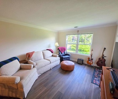 Enjoy convenient one-floor living in this recently renovated - photo 8