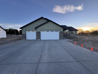 Snake River - Bingham County Home For Sale in Shelley Idaho
