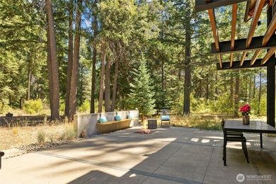 Escape to a refined mountain retreat in the private community of - photo 14