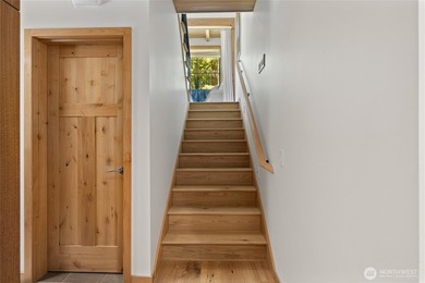 Escape to a refined mountain retreat in the private community of - photo 21