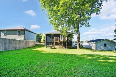 Built in 2021, this well-maintained 3 bedroom, 2 bathroom - photo 27