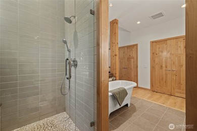 Escape to a refined mountain retreat in the private community of - photo 32