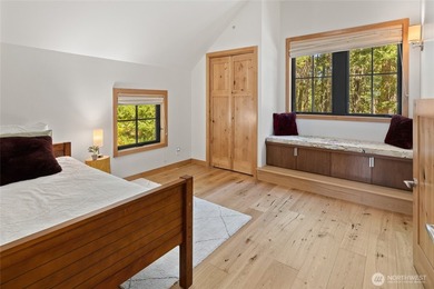 Escape to a refined mountain retreat in the private community of - photo 33