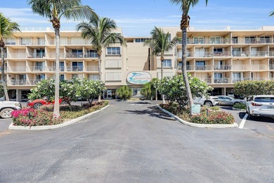 This is a modern, fully updated beautiful 2 bedroom, 1.5 bath - photo 33