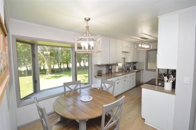 Presenting a spacious 3+ bedroom, 2 bathroom ranch home, ideally - photo 8