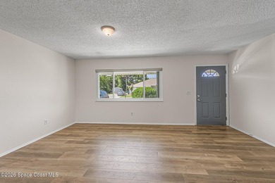 THIS IS A MUST SEE! Extremely Well-Maintained, Remodeled, 3 - photo 8