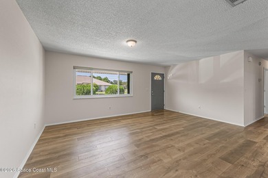 THIS IS A MUST SEE! Extremely Well-Maintained, Remodeled, 3 - photo 9