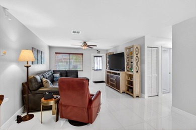 Welcome Home! Come see this beautiful 2 bedroom, 2 bath home - photo 12