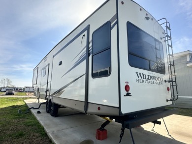 Waterfront RV Lot in Lux Community - RV Included! - photo 24