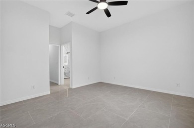 Seller offering assistance with buyer's closing costs! MOVE-IN - photo 11