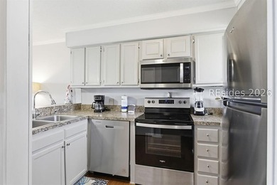 Unit 2305 offers a view that needs to be seen soon. From the 3rd - photo 11