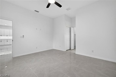 Seller offering assistance with buyer's closing costs! MOVE-IN - photo 12