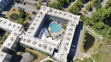 Unit 2305 offers a view that needs to be seen soon. From the 3rd - photo 15