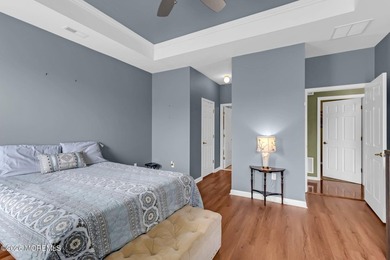 Beautifully upgraded 2-bedroom plus den home featuring an - photo 15