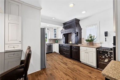Welcome to 138 Dorchester in the prestigious BROWNCROFT - photo 16