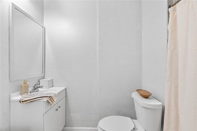 Beautifully renovated and move-in ready! Situated on a spacious - photo 18