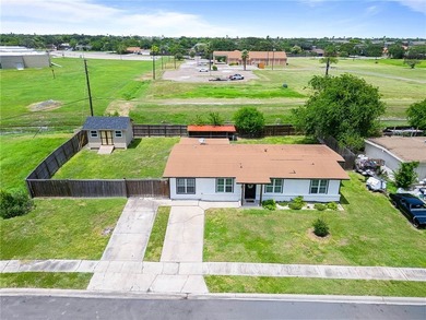 Beautifully renovated and move-in ready! Situated on a spacious - photo 24