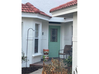 Lovely 2 bedroom and 2 bathroom home located in a private gated - photo 28