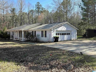 Lake Joy  Home Sale Pending in Sylacauga Alabama