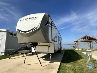 Waterfront RV Lot in Lux Community - RV Included! - photo 25