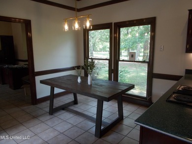 Beautiful Home nestled in the trees on 4.5 acres at the end of a - photo 16
