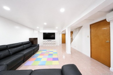 Located in Prime Dyker Heights! Well-maintained legal two - photo 21