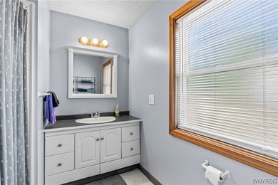 Welcome home to 114 Flohr Avenue! This beautiful 3 bedroom, 2 - photo 22