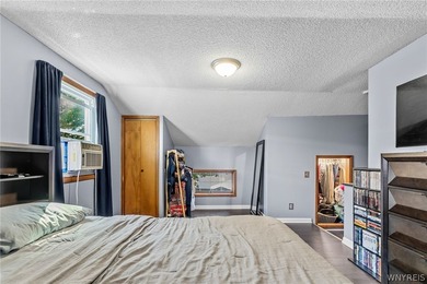 Welcome home to 114 Flohr Avenue! This beautiful 3 bedroom, 2 - photo 28