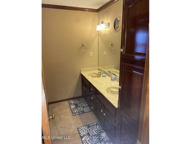 Beautiful Home nestled in the trees on 4.5 acres at the end of a - photo 29