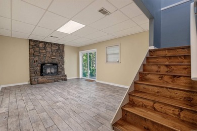 Experience affordable living in the nation's largest gated - photo 23