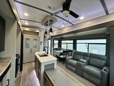 Waterfront RV Lot in Lux Community - RV Included! - photo 29