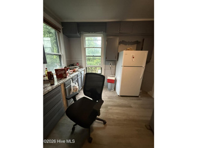 Investor Special! This charming 4-bedroom, 2-bath two-story home - photo 8