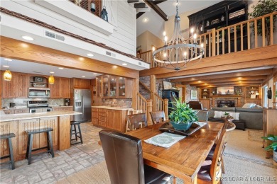 Lake Home ActiveUnderContr in Lake Ozark, Missouri