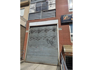 Parking space available and sell separately. Bright 2 bedrooms - photo 2