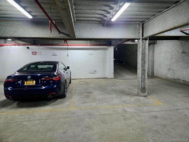 Parking space available and sell separately. Bright 2 bedrooms - photo 3