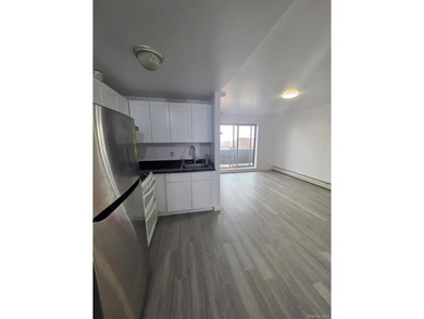Parking space available and sell separately. Bright 2 bedrooms - photo 6