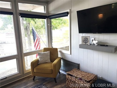 Sitting on a gentle lot in a beautiful cove location, this gem - photo 19