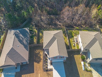 Welcome to this well-maintained four-bedroom home, centrally - photo 22