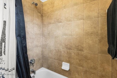 Maintenance free, one-owner VILLA in GOLF COURSE community - photo 26